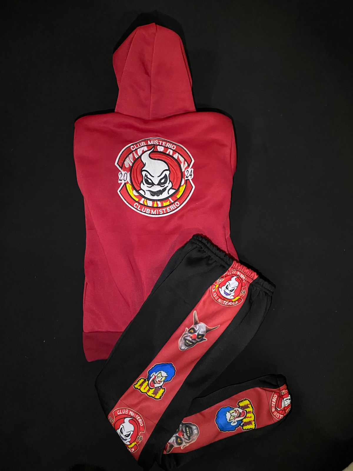 Conjunto Alfa Rojo Club Misterio