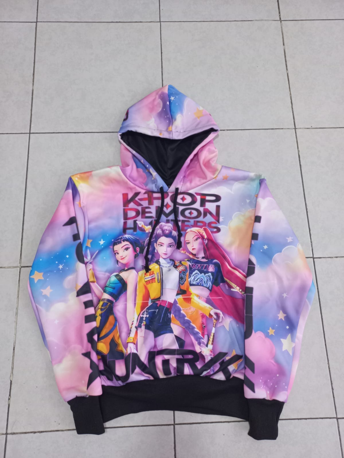 Sudadera Guerreras K-pop Huntrix Nubes
